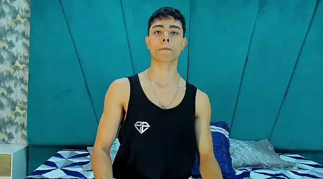 Snapshot of JoshRashfordd chatting on March 6, 2025, 1:03 pm JoshRashfordd online show from March 6, 2025, 1:03 pm