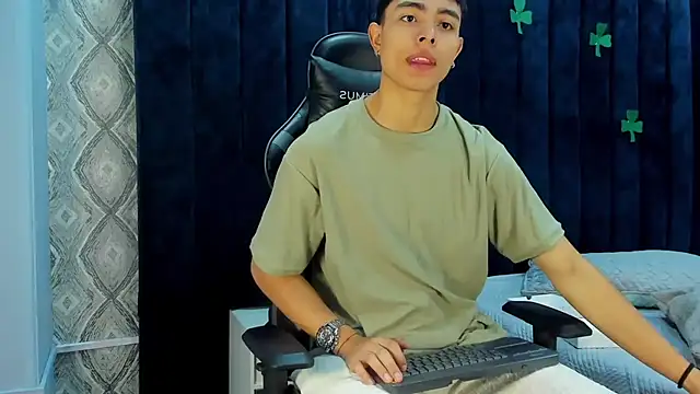 Snapshot of JoshRashfordd chatting on March 15, 2025, 11:40 am JoshRashfordd online show from March 15, 2025, 11:40 am