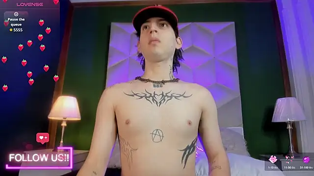 Snapshot of sett_and_gwen chatting on October 23, 2025, 4:12 am sett and gwen online show from October 23, 2025, 4:12 am