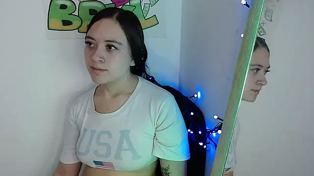 Snapshot of kaena-angels chatting on February 25, 2025, 2:25 am kaena-angels online show from February 25, 2025, 2:25 am