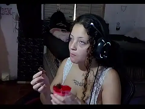 Snapshot of Morgana_bat chatting on April 7, 2026, 8:20 pm Morgana bat online show from April 7, 2026, 8:20 pm