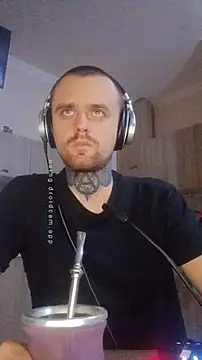 Snapshot of HappyZebra13 chatting on January 11, 2025, 7:38 pm HappyZebra13 online show from January 11, 2025, 7:38 pm