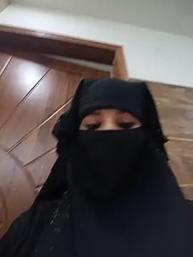 Snapshot of Aafreen_36 chatting on June 16, 2026, 2:47 am Aafreen 36 online show from June 16, 2026, 2:47 am
