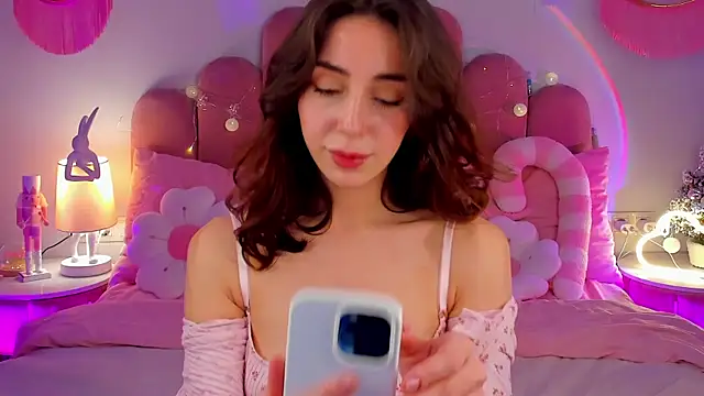 ElsaYoung online show from January 5, 2026, 8:23 pm