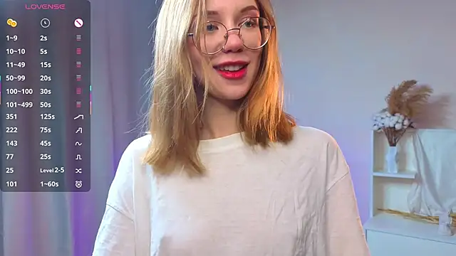 UdelaAllston online show from October 27, 2025, 11:03 am