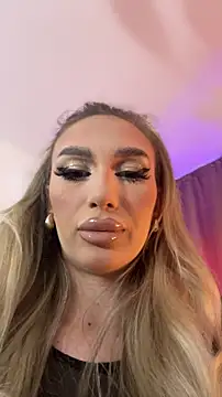 Snapshot of FelyJolie chatting on October 1, 2025, 9:48 am FelyJolie online show from October 1, 2025, 9:48 am