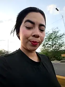 Snapshot of KathaDanger chatting on September 21, 2025, 10:22 pm KathaDanger online show from September 21, 2025, 10:22 pm