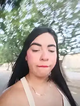 Snapshot of KathaDanger chatting on October 3, 2025, 10:40 pm KathaDanger online show from October 3, 2025, 10:40 pm