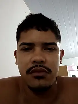 Snapshot of 44corninho chatting on February 23, 2025, 11:47 pm 44corninho online show from February 23, 2025, 11:47 pm