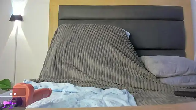 Snapshot of catleya_0 chatting on February 9, 2025, 4:04 am catleya 0 online show from February 9, 2025, 4:04 am