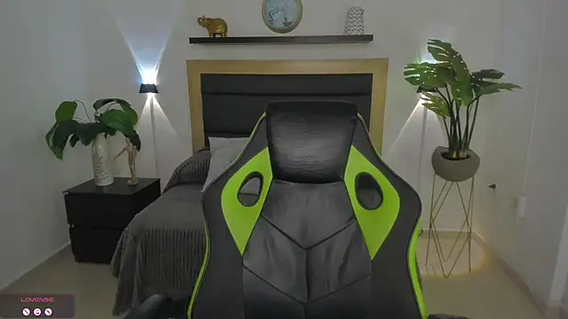 Snapshot of catleya_0 chatting on February 22, 2025, 4:51 am catleya 0 online show from February 22, 2025, 4:51 am