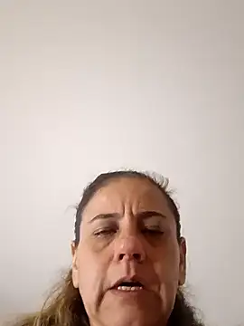 sasi luna online show from January 18, 2026, 2:43 pm