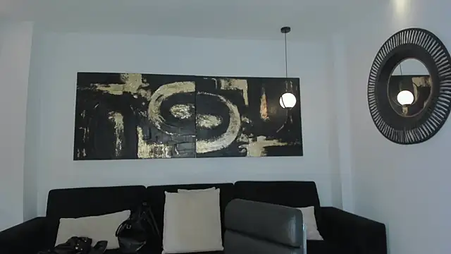 MiaFarrell  online show from February 17, 2025, 7:21 pm