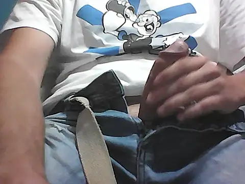 Snapshot of Bombi22 chatting on December 30, 2024, 12:11 am Bombi22 online show from December 30, 2024, 12:11 am