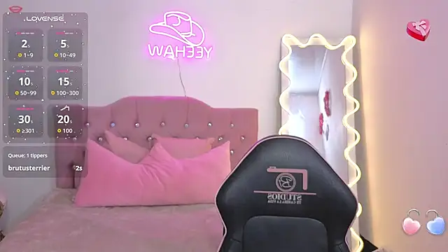 kittystart tay online show from October 13, 2025, 11:43 am