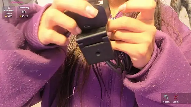 kittystart tay online show from October 17, 2025, 11:46 am