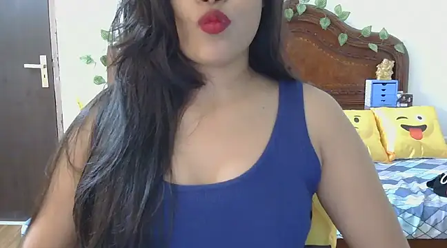 Snapshot of AniHeart chatting on March 11, 2025, 3:59 am AniHeart online show from March 11, 2025, 3:59 am