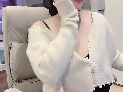 Eva-Public online show from February 22, 2025, 8:09 pm