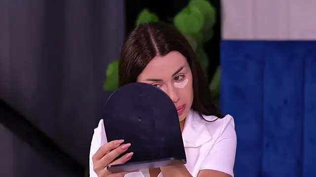 Jenna Day online show from July 10, 2026, 6:28 am