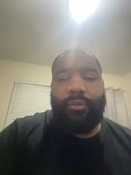 DemonStrokeVezzo online show from June 10, 2026, 4:23 am