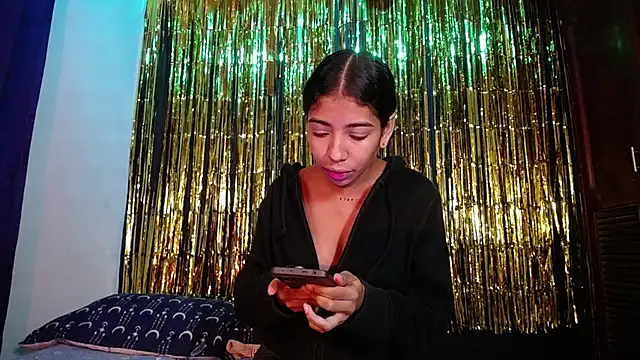 Snapshot of anais_tgn chatting on January 5, 2025, 6:13 pm anais tgn online show from January 5, 2025, 6:13 pm