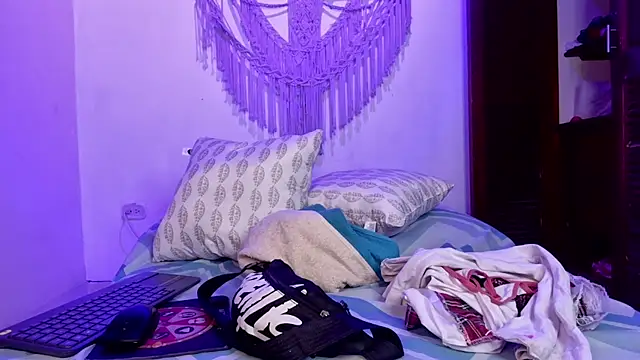 Snapshot of anais_tgn chatting on October 9, 2025, 10:24 am anais tgn online show from October 9, 2025, 10:24 am