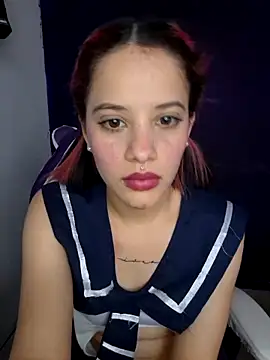 franchezkavegaaa online show from February 5, 2025, 2:37 pm