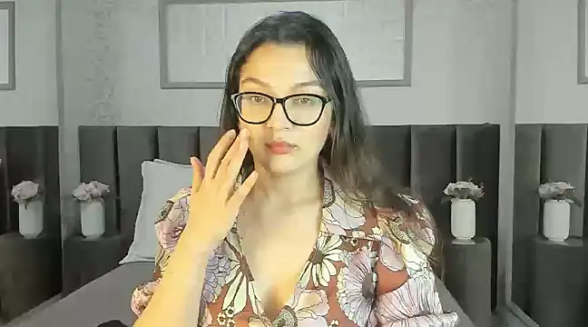 Snapshot of ZarifaBev chatting on January 9, 2025, 8:11 pm ZarifaBev online show from January 9, 2025, 8:11 pm