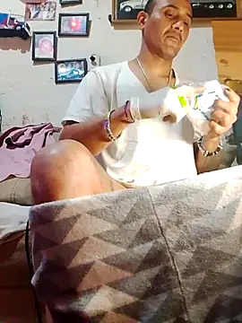 NewBe9D9 online show from December 14, 2025, 11:15 am