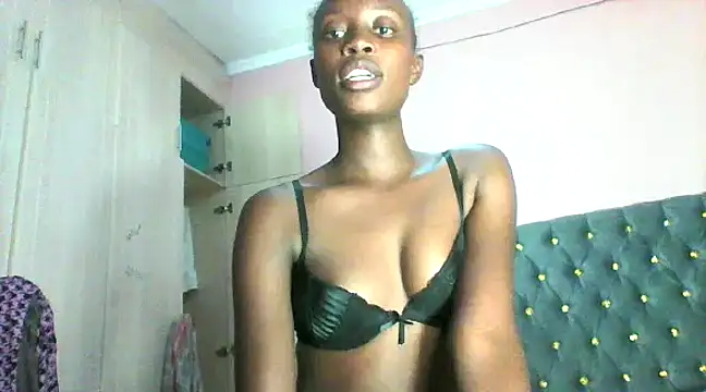 wyzzerslim online show from December 18, 2024, 3:22 pm