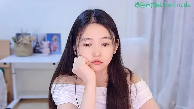 Snapshot of CN-Babycat chatting on July 13, 2026, 12:52 pm CN-Babycat online show from July 13, 2026, 12:52 pm