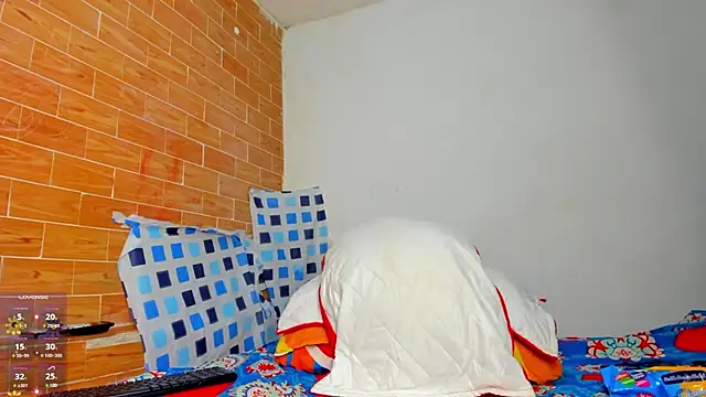 Snapshot of yonsol_abril chatting on February 9, 2025, 4:50 pm yonsol abril online show from February 9, 2025, 4:50 pm