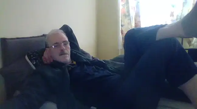 Snapshot of farock chatting on March 17, 2025, 7:24 am farock online show from March 17, 2025, 7:24 am