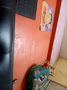 Snapshot of sunita-doll chatting on October 8, 2025, 1:36 am sunita-doll online show from October 8, 2025, 1:36 am