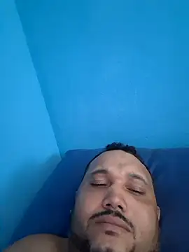 Snapshot of alexjs84 chatting on December 22, 2024, 4:06 am alexjs84 online show from December 22, 2024, 4:06 am