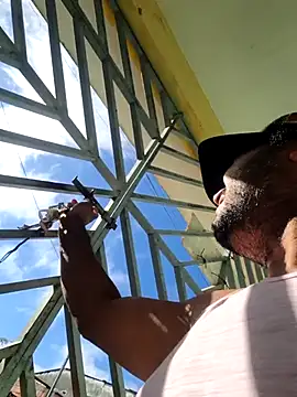 Snapshot of alexjs84 chatting on October 24, 2025, 10:11 am alexjs84 online show from October 24, 2025, 10:11 am