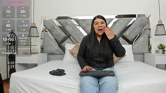 hotmature1 online show from September 27, 2025, 10:31 am