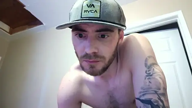 Huntzg23 online show from February 24, 2026, 8:12 am