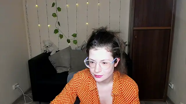 Snapshot of Alicia_redfollow chatting on January 26, 2025, 9:29 am Alicia redfollow online show from January 26, 2025, 9:29 am