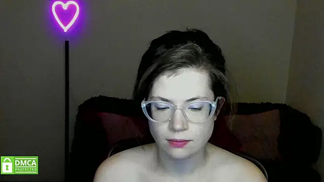 Snapshot of Alicia_redfollow chatting on February 8, 2025, 3:42 pm Alicia redfollow online show from February 8, 2025, 3:42 pm