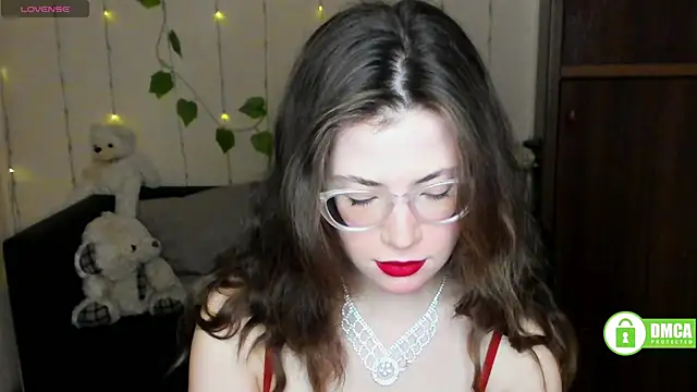 Snapshot of Alicia_redfollow chatting on February 14, 2025, 6:23 am Alicia redfollow online show from February 14, 2025, 6:23 am