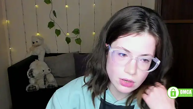 Snapshot of Alicia_redfollow chatting on February 15, 2025, 6:23 pm Alicia redfollow online show from February 15, 2025, 6:23 pm