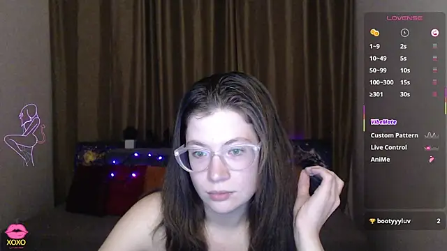 Snapshot of Alicia_redfollow chatting on March 12, 2025, 9:34 am Alicia redfollow online show from March 12, 2025, 9:34 am