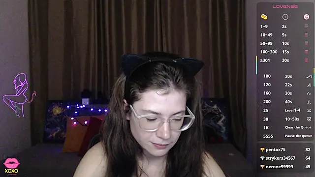 Snapshot of Alicia_redfollow chatting on March 14, 2025, 12:32 am Alicia redfollow online show from March 14, 2025, 12:32 am