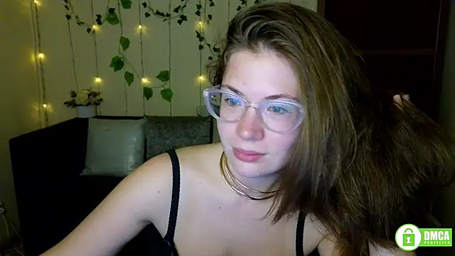 Snapshot of Alicia_redfollow chatting on September 25, 2025, 11:58 am Alicia redfollow online show from September 25, 2025, 11:58 am