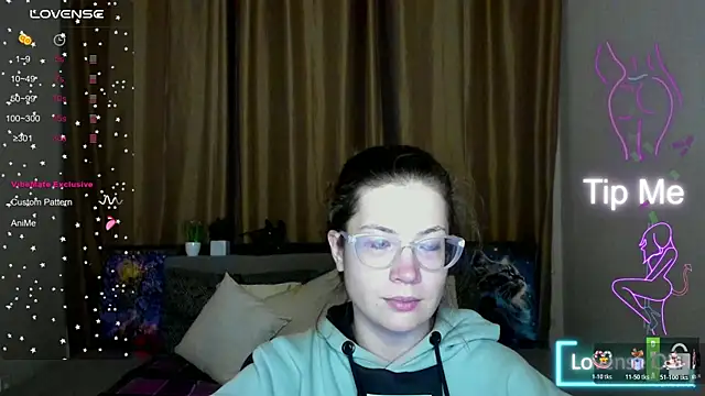 Snapshot of Alicia_redfollow chatting on October 29, 2025, 6:31 pm Alicia redfollow online show from October 29, 2025, 6:31 pm