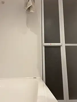 kuma0908 online show from April 13, 2026, 8:42 am