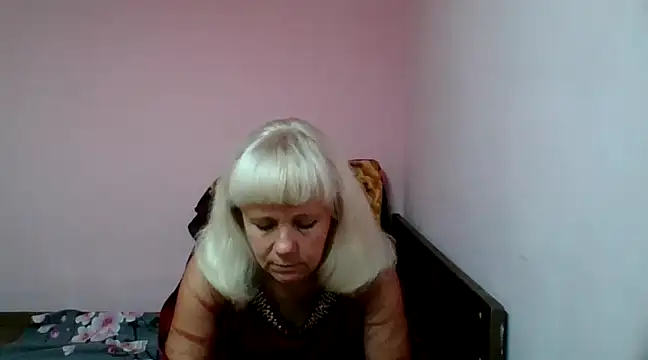 Snapshot of sakura_blonde chatting on February 2, 2025, 9:23 pm sakura blonde online show from February 2, 2025, 9:23 pm