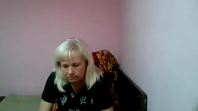 Snapshot of sakura_blonde chatting on February 15, 2025, 2:33 pm sakura blonde online show from February 15, 2025, 2:33 pm