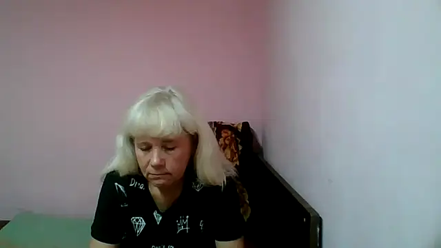 Snapshot of sakura_blonde chatting on February 17, 2025, 7:47 am sakura blonde online show from February 17, 2025, 7:47 am